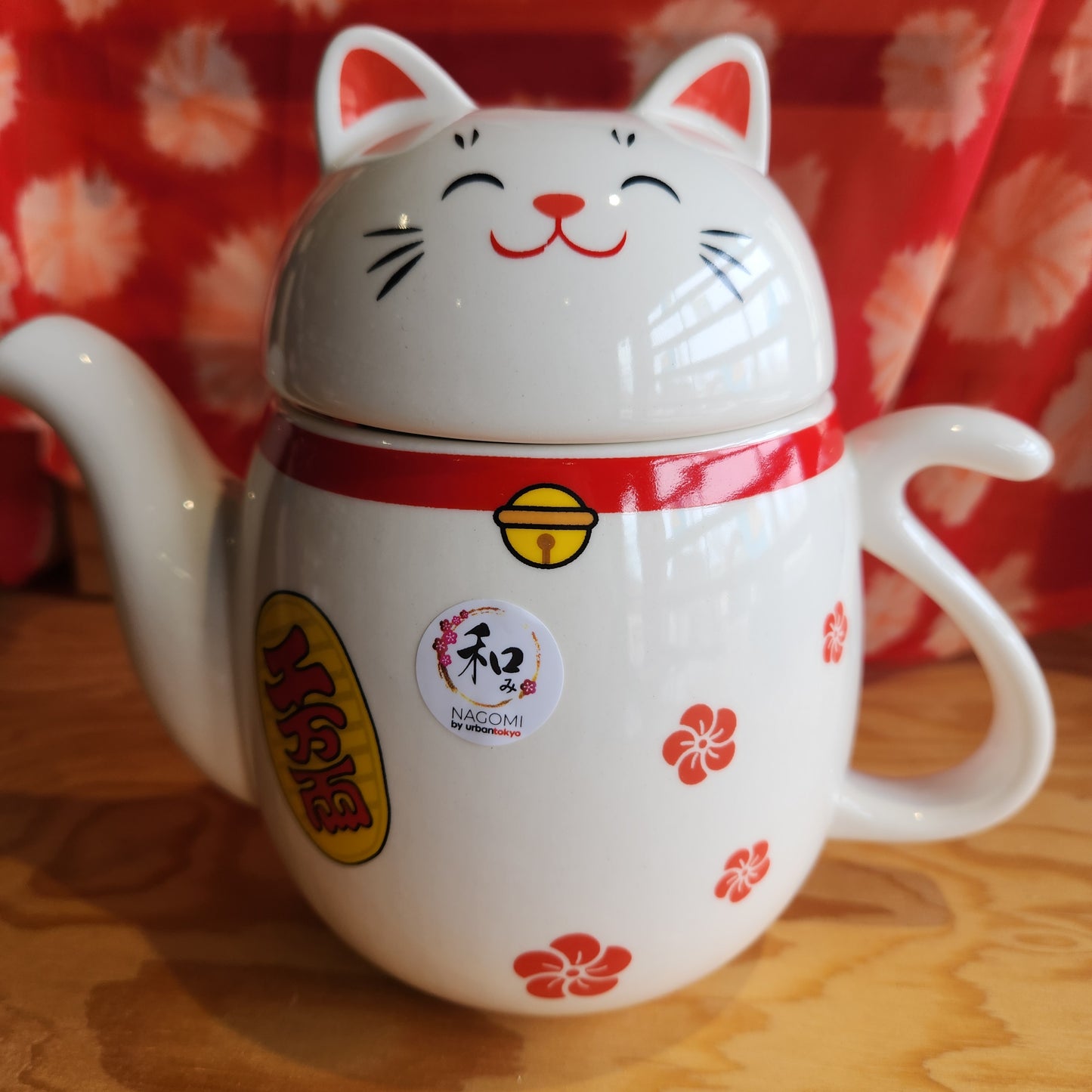 Lucky Cat Tea Pot